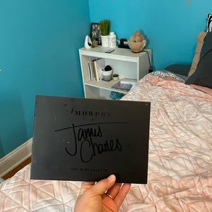 Authentic MORPHE x James Charles Mini Pallete